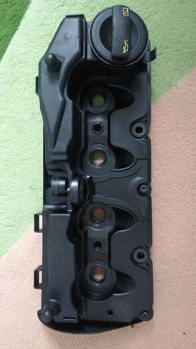 Клапанна кришка двигуна VAG Vw/skoda 1.6 2.0 tdi