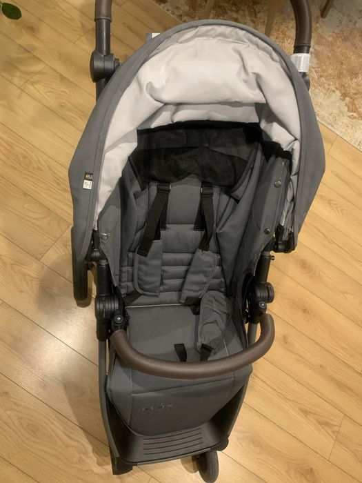 Spacerówka Swiss Mast M4X ciemnozielona stan bardzo dobry