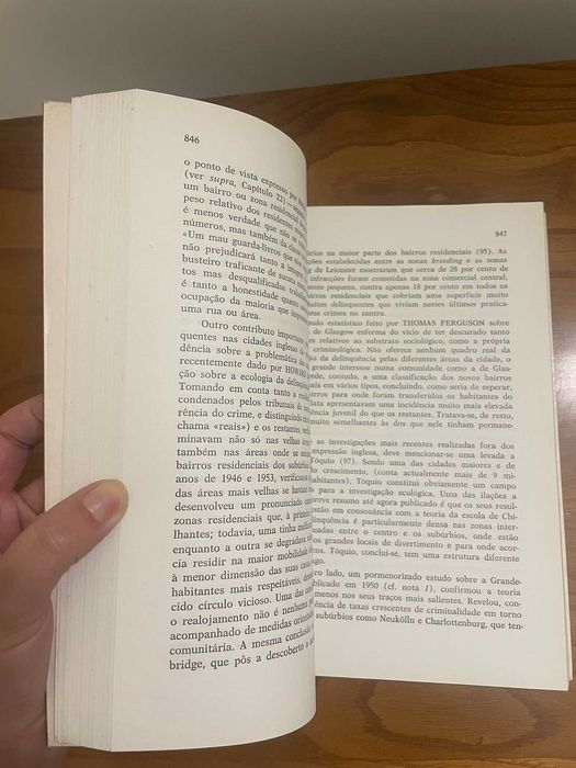 Livro - Criminologia Comparada