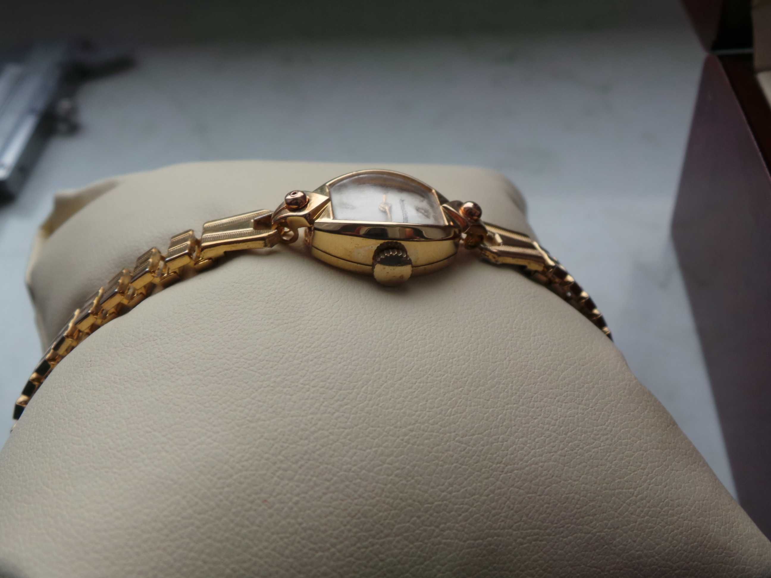 złoty zegarek Jaeger-LeCoultre-Vintage damski 14k