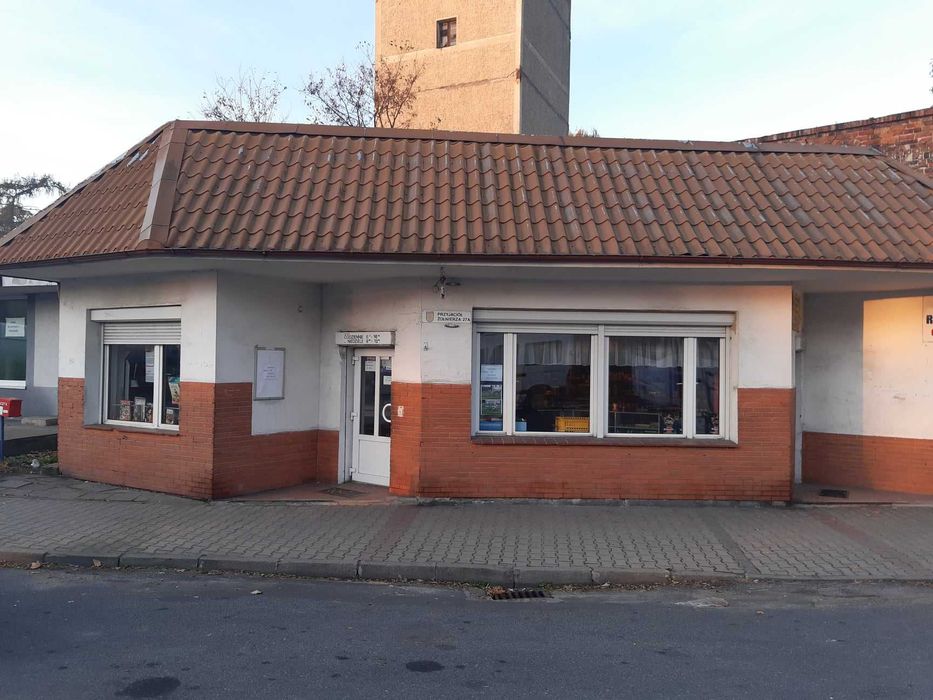 Atrakcyjny lokal usługowy