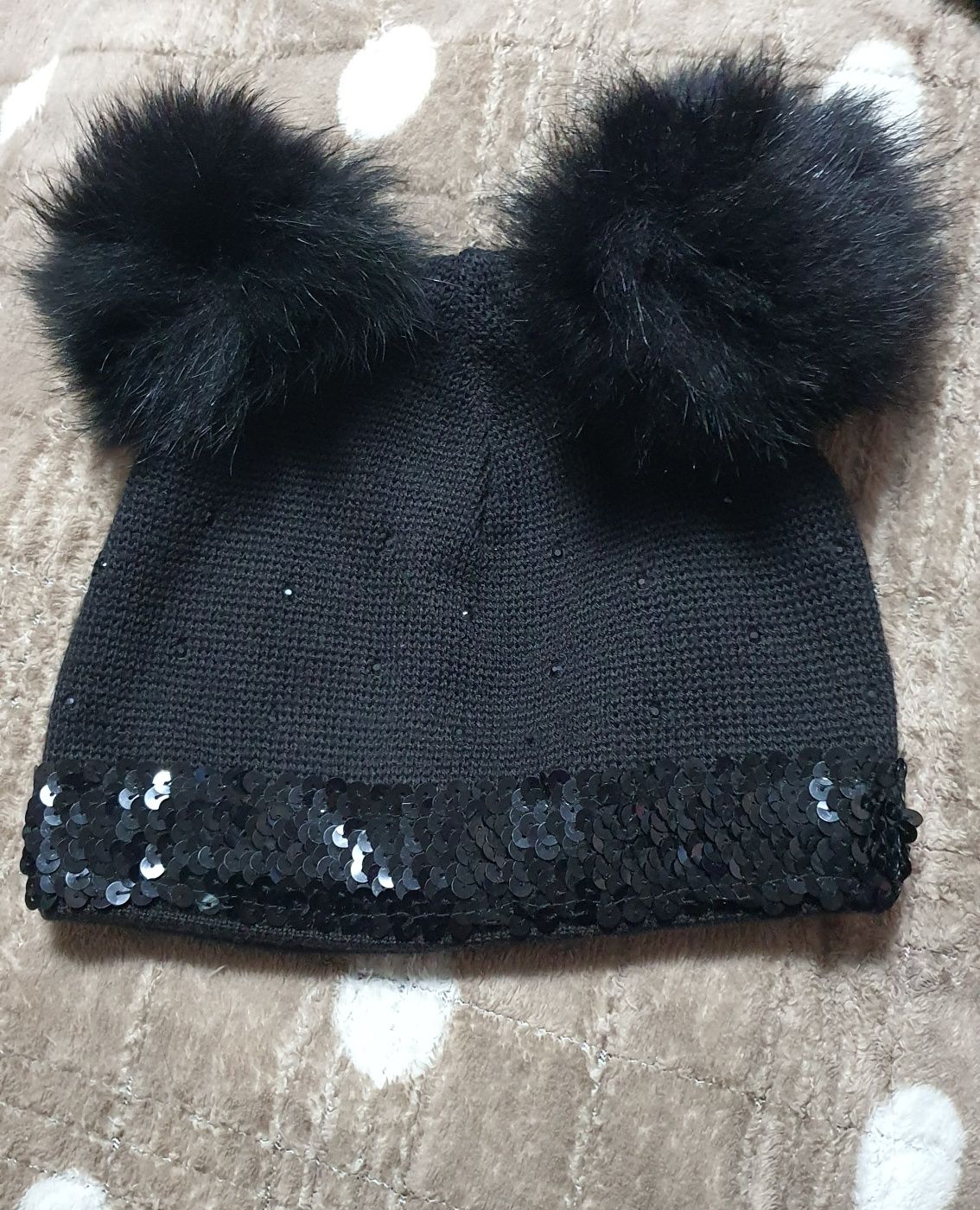 Зимові шапки для дівчинки