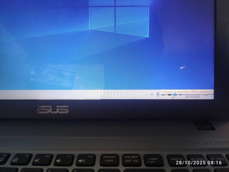 Portatil Asus A540 L com disco SSD de 960 Gb