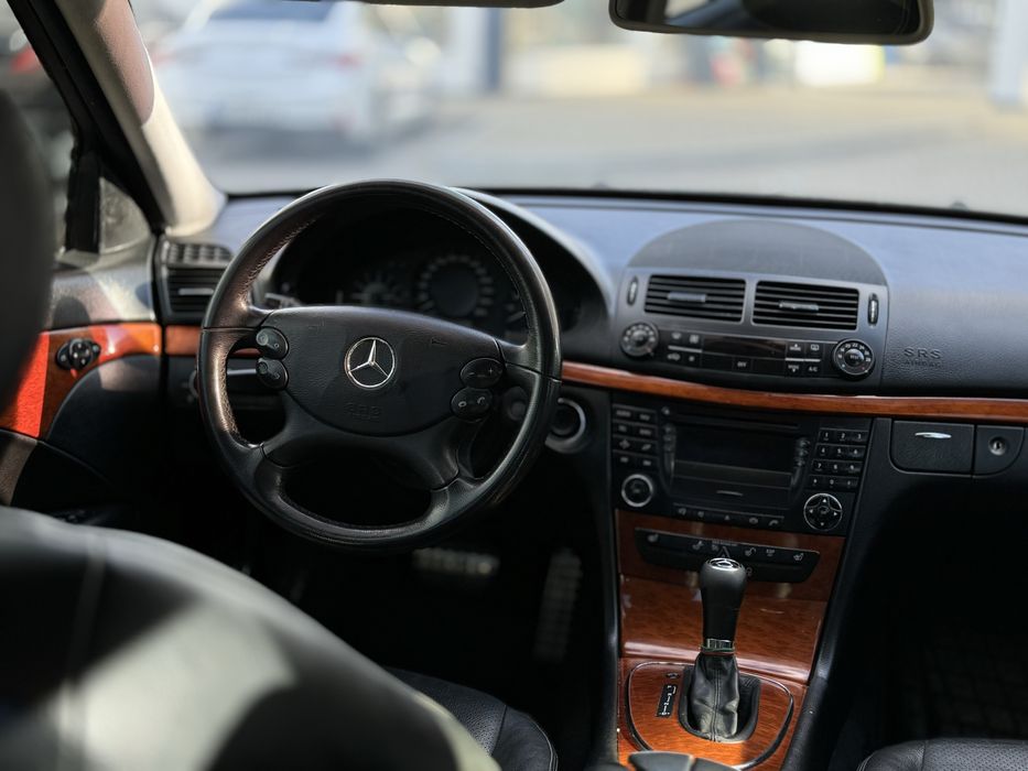 Мерседес 211 3.0 газ/бенз