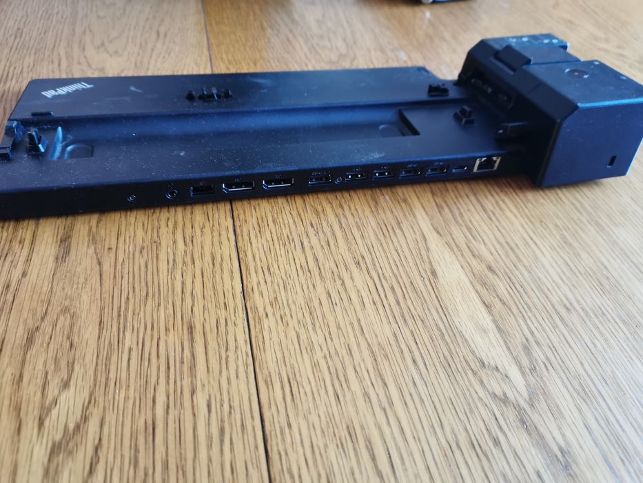 Stacja dokująca Dell PR02X oraz Lenovo Pro  40AH