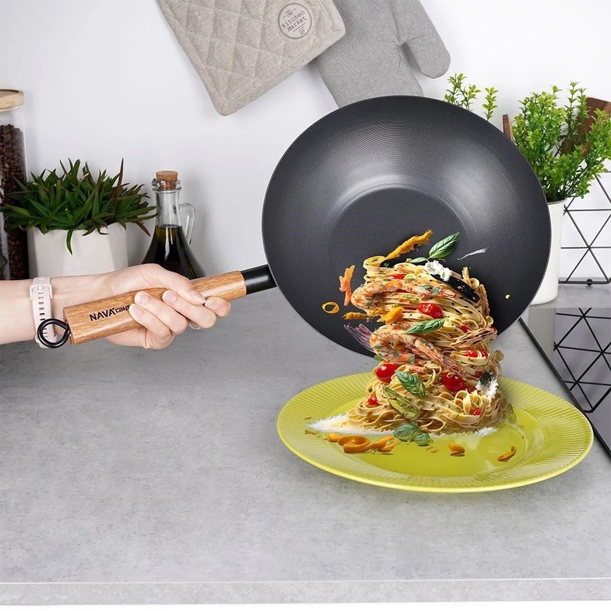 Patelnia Wok Kantoński Stalowy Chiński Głęboki Do Dań Azjatyckich 28cm