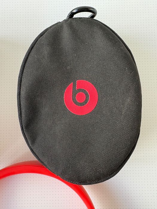 BEATS Solo 3 [Product Red] Como Novo