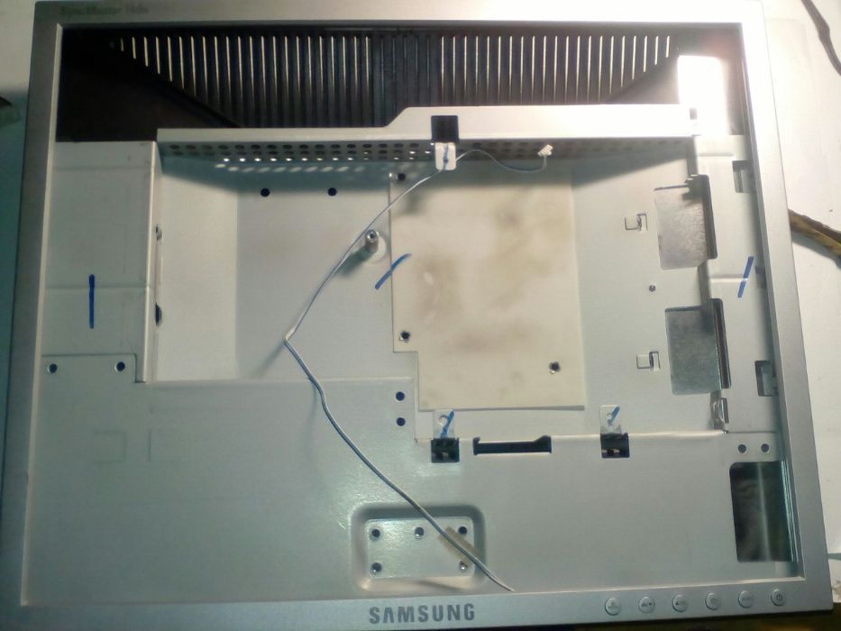 Запчасть монитора Samsung 740N