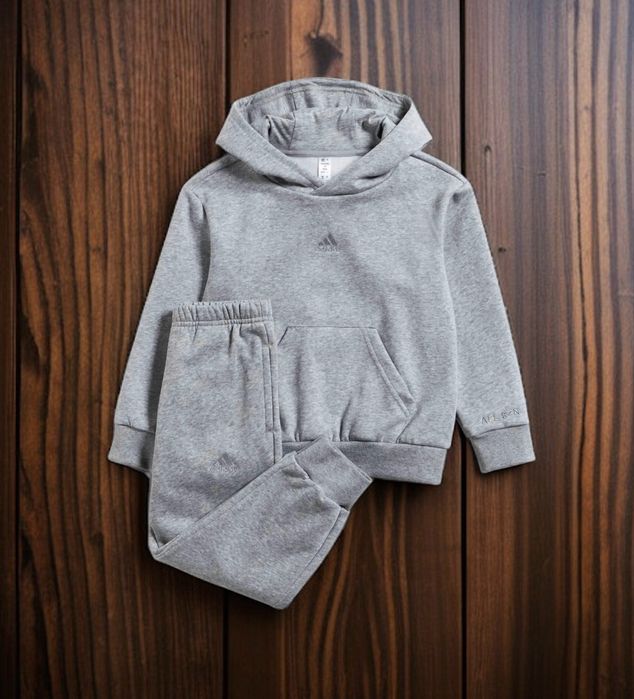 Костюм Adidas на флісі вік 3/4 роки