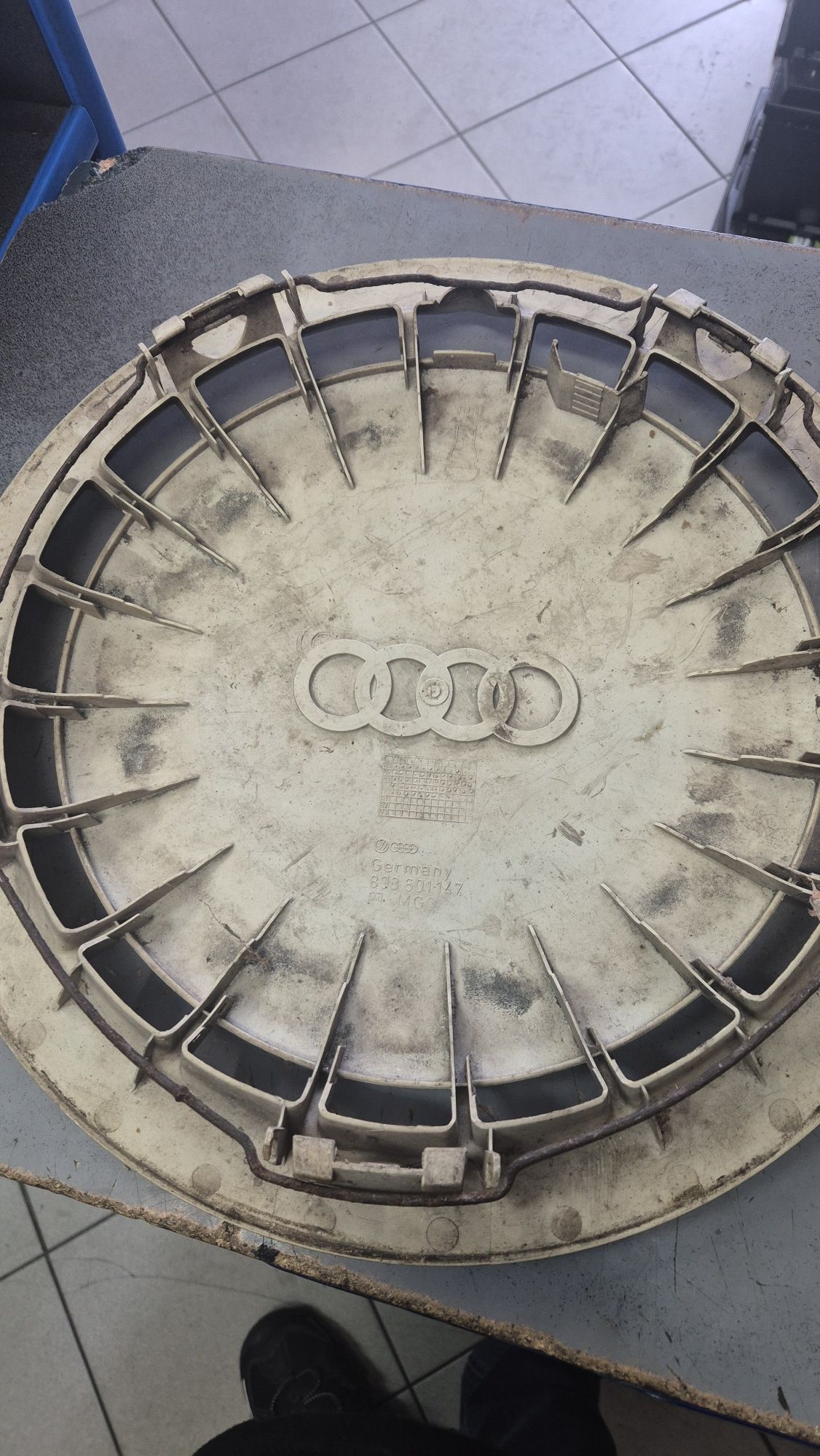 Kołpak Audi 15 oryginalny