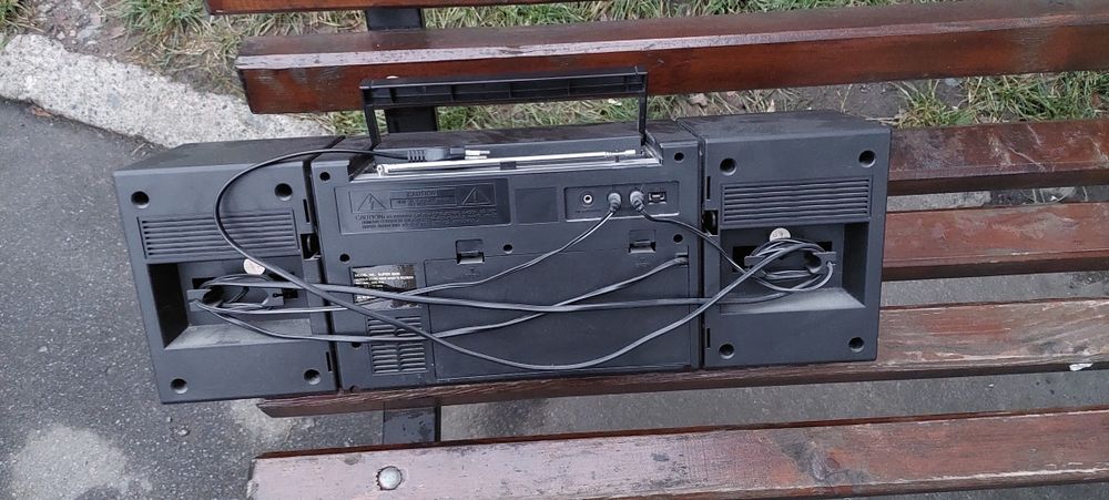 Музыкальный центр все 3штучки  есть в наличии,