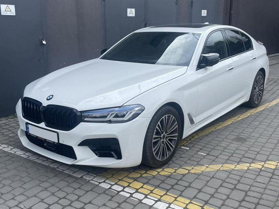 Вигляд на мільйон! Рестайлінг в M5 F90 2021 (комплект для BMW 5)