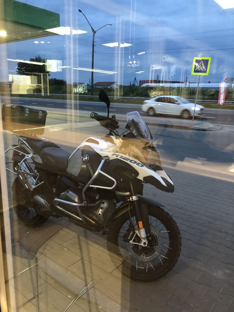 Bmw r1200gs adventure