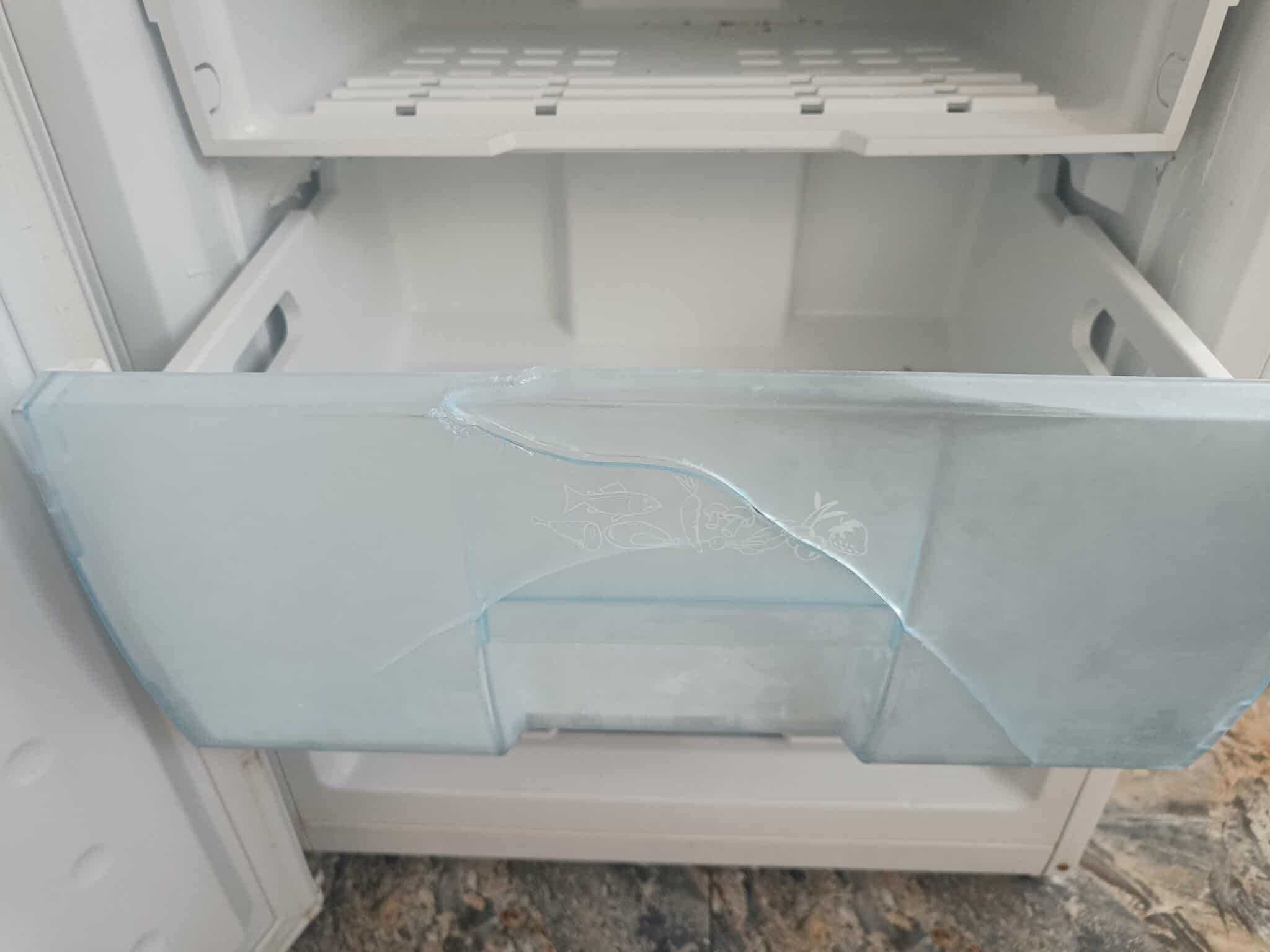Lodówka BEKO BCSA285K2S