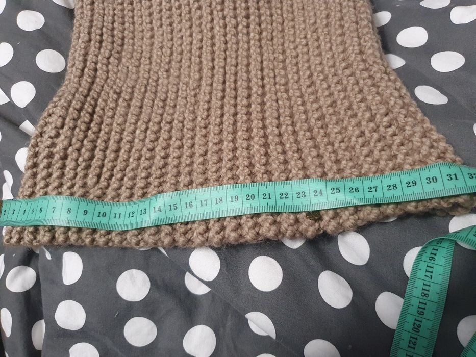 Miękki ciepły zimowy komin otulacz handmade beżowy gruby