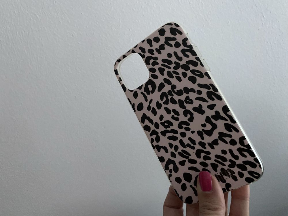 Capas Iphone 11 ( conjunto )