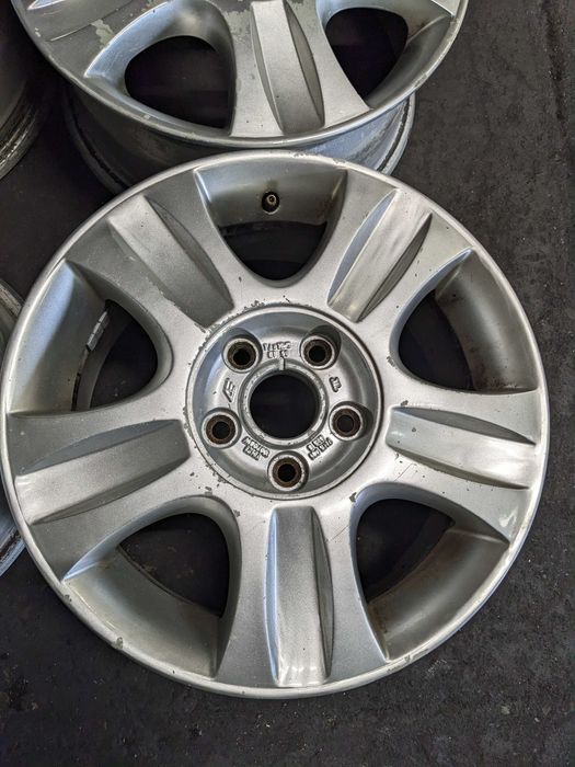 Felgi Aluminiowe Alu Alufelgi 5x112 16' 7J ET 59 Ford Galaxy