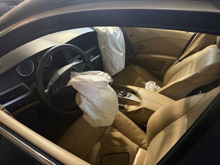 BMW e61 525 uszkodzona