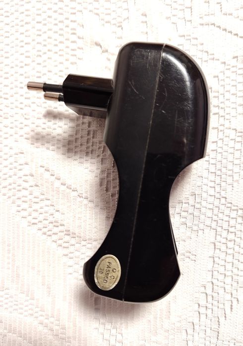 Продам зарядное устройство "Энергия"для пальчиковых аккумуляторов.