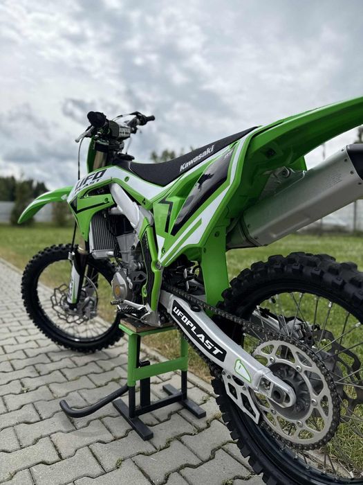 Kawasaki KX450 Stan Salonowy