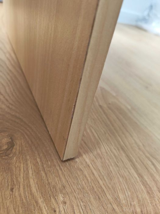 Małe biurko BALDVIN (IKEA 16781) rozmiar 60x48,5x70,5 cm