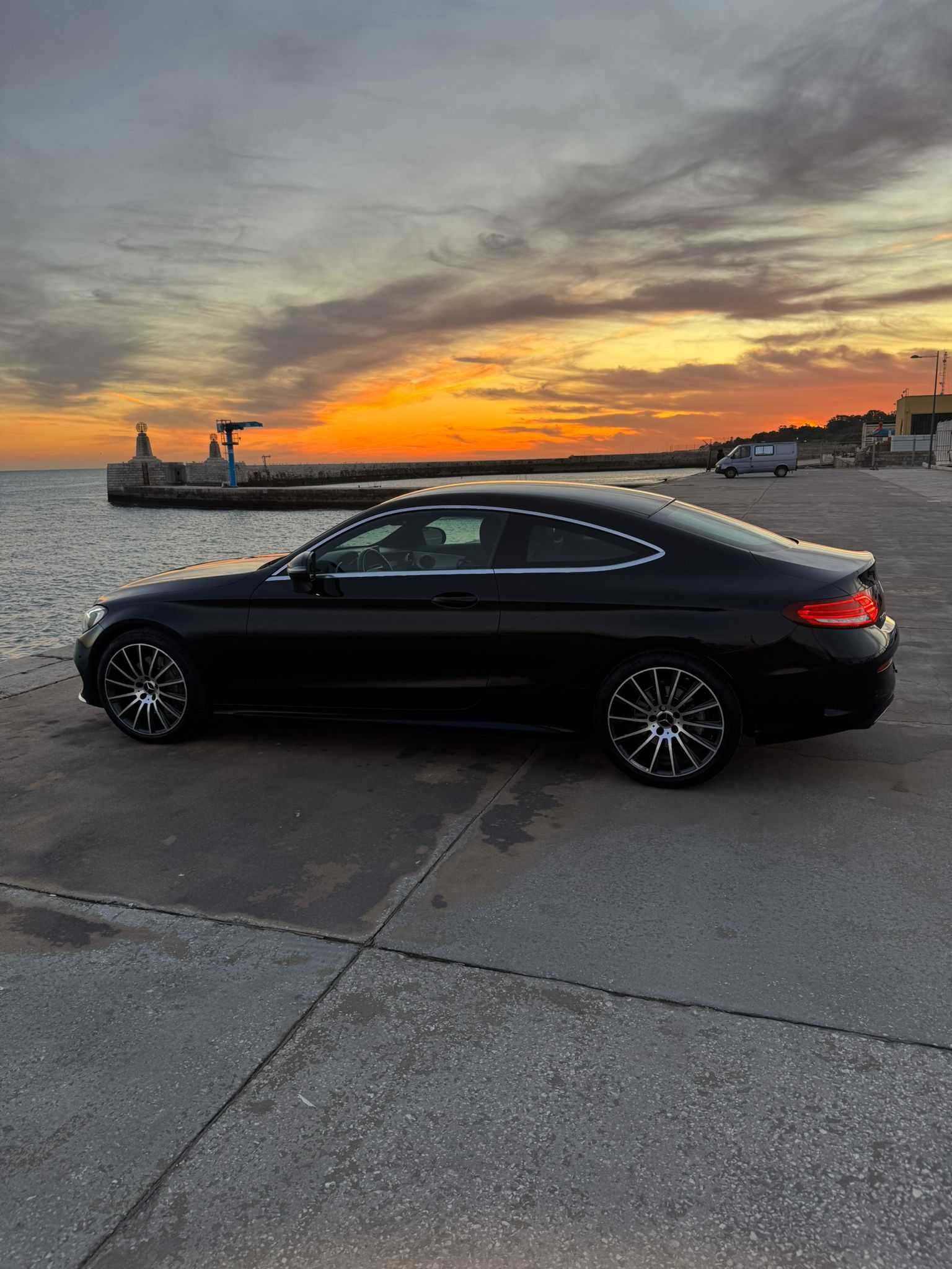 C 250 Coupé impecável
