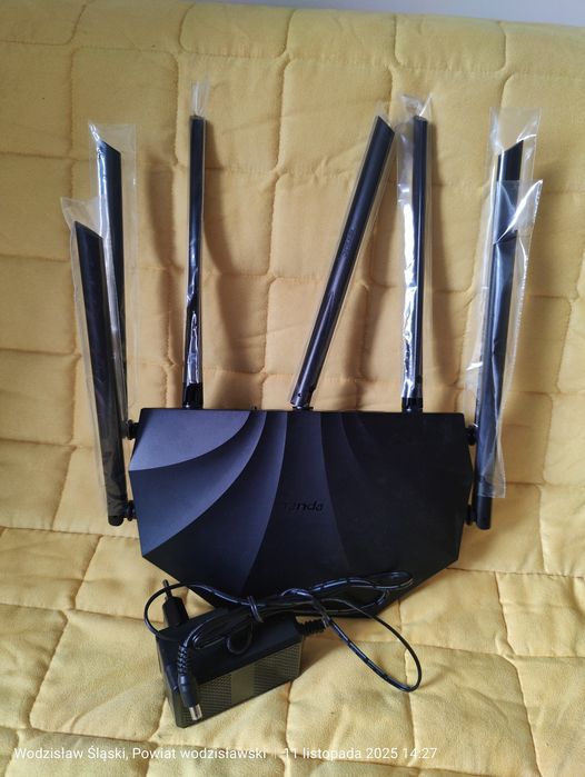 Router Tenda AC2100 AC 23