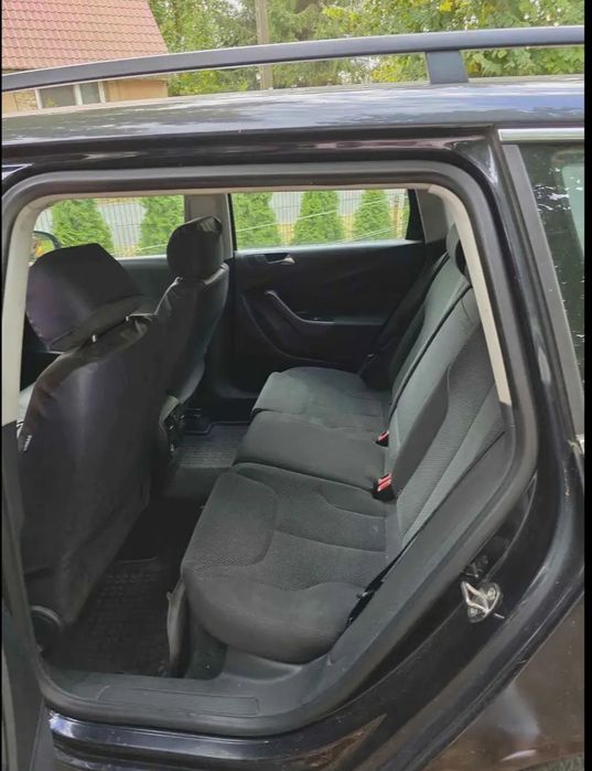 Sprzedam vw Passata b6 2006 rok 2 l turbo diesel