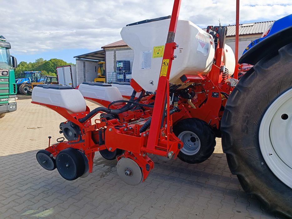 Siewnik punktowy MAXIMA 2 TS KMS 412 KUHN - od ręki
