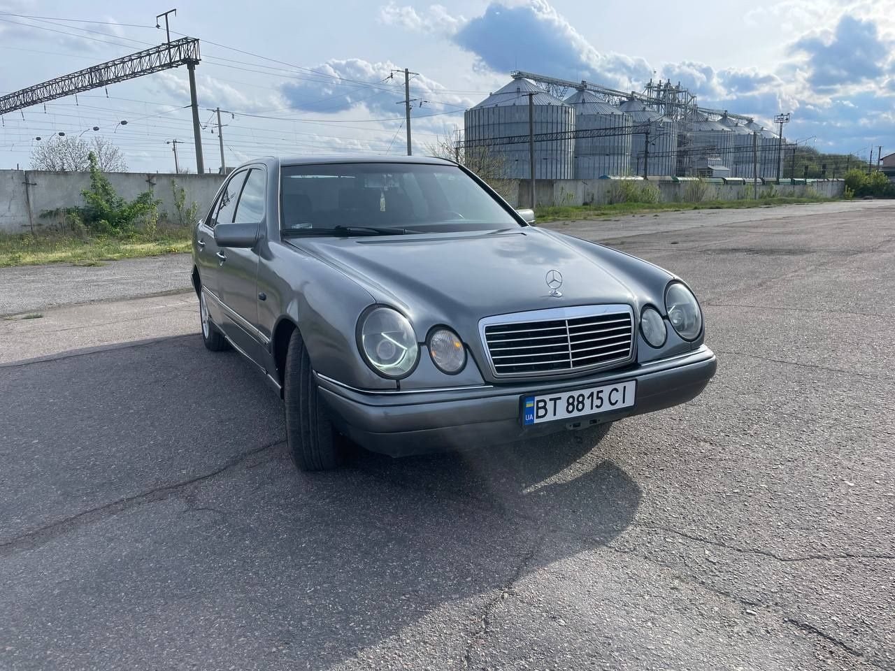 Mercedes-Benz w210 2,3 бенз