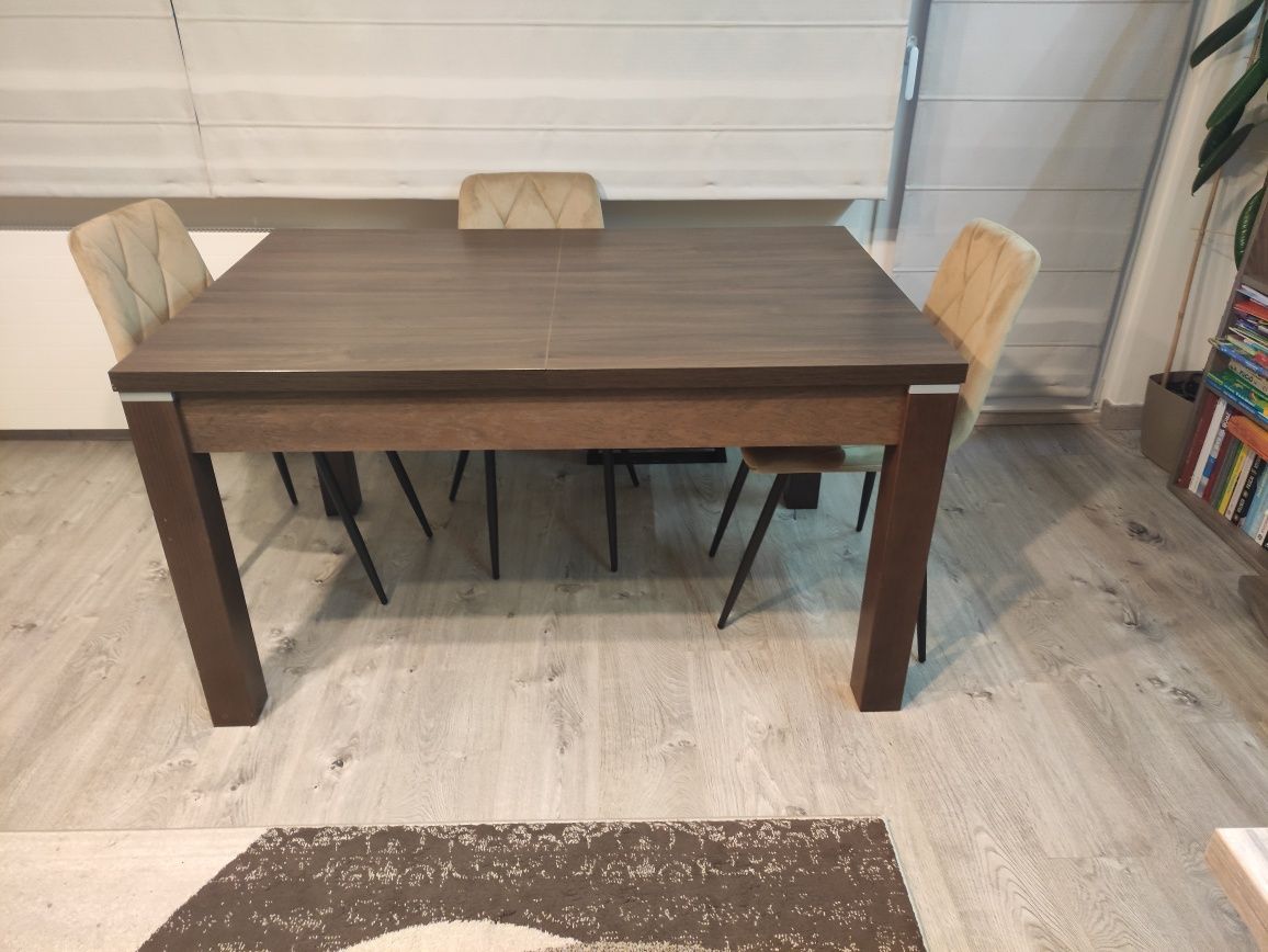 Stół rozkładany 90x140(220)cm, nogi z litego drewna