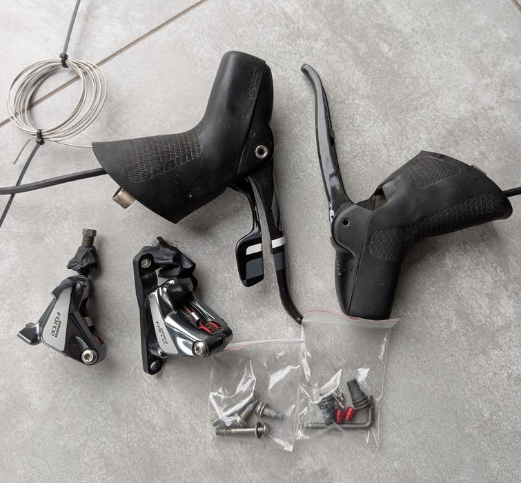 Klamkomanetki Sram Force CX1 Carbon  flat mount