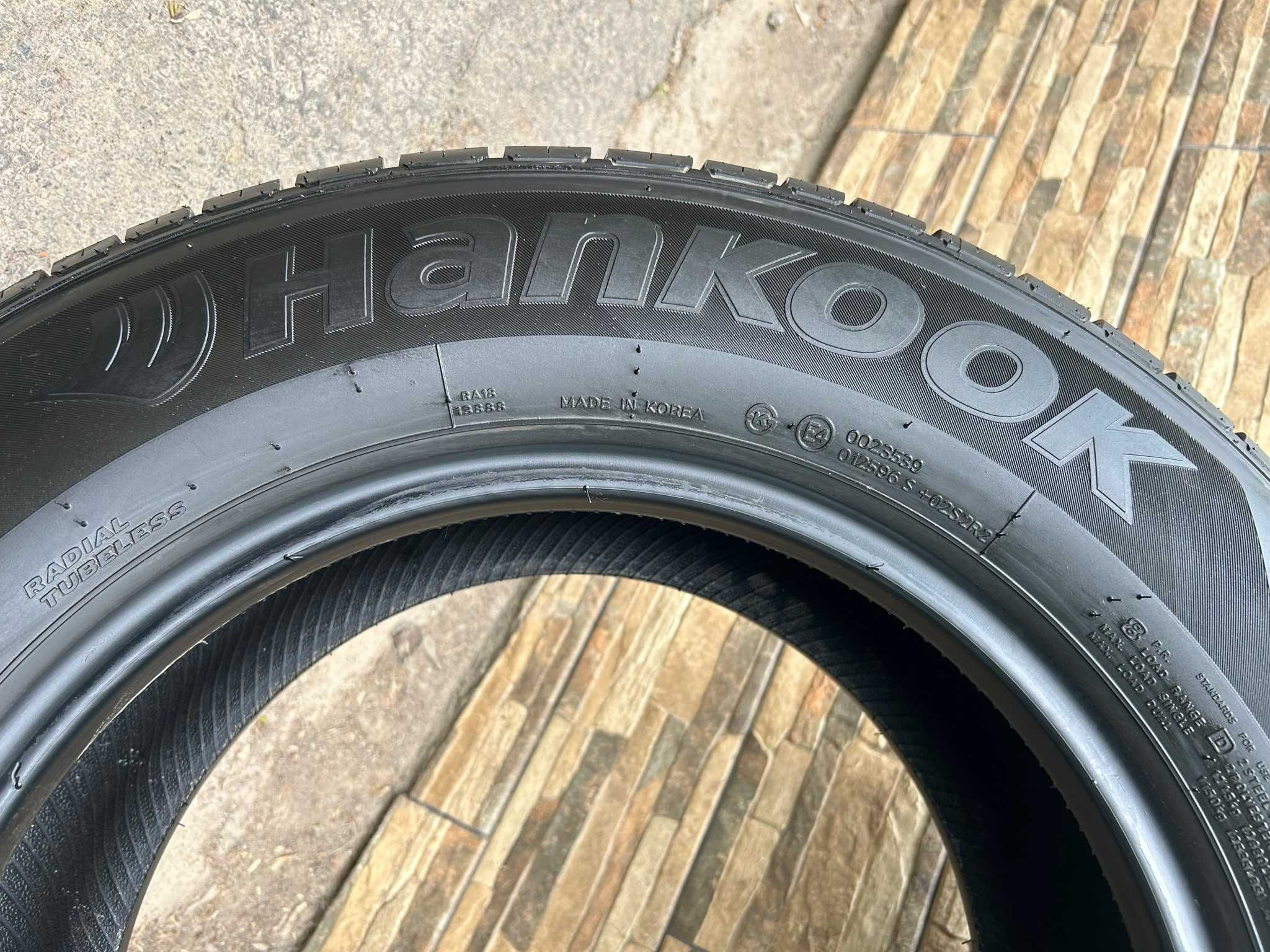 235 65 R16 Hankook Vantra LT