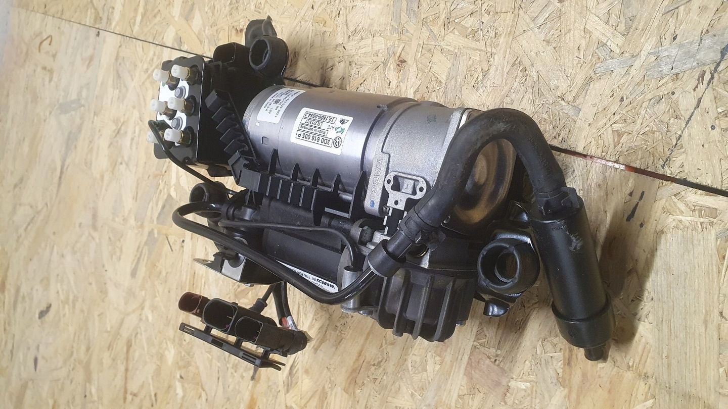 Kompresor zawieszenia VW Phaeton 13-16 3D0616005P