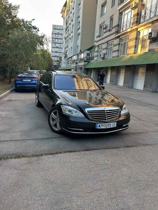 Mercedes S-class 4 matic 2012 год Рестайлинг. Нужен ремонт мотора