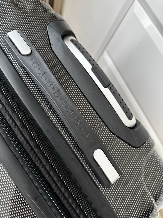 Walizka gabanno 4 kolka obrotowe srednia