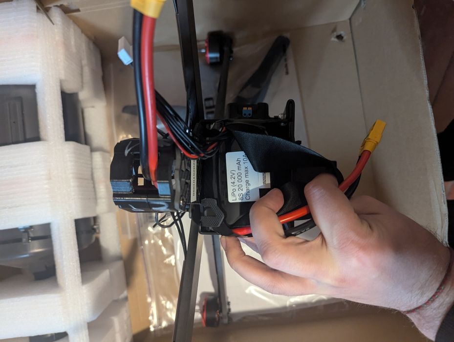 Терміново! Fpv дрон великий. 15 дюймів + батерея + оптоволокно