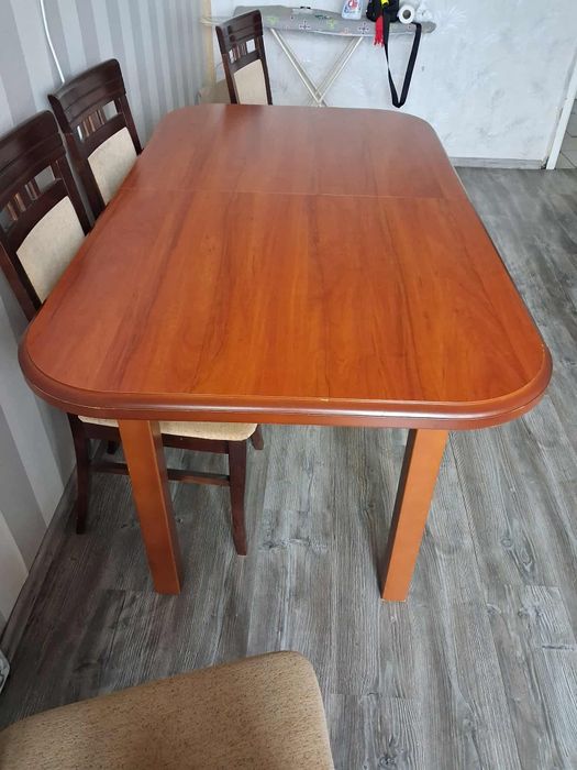 Stół rozkładany + 6 krzesła