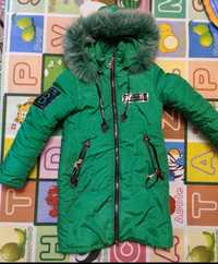 Зимова куртка пальто зелена для дівчинки 9 років зріст 140