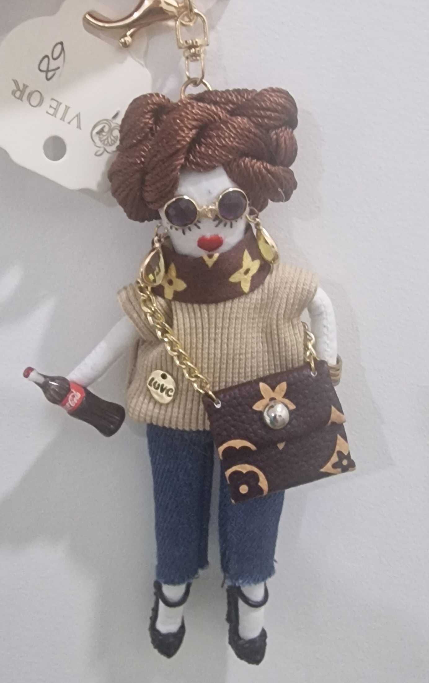 Porta-chaves Boneca novo