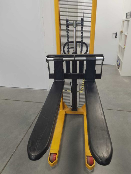 Masztowy Wózek Paletowy WRHS 1016