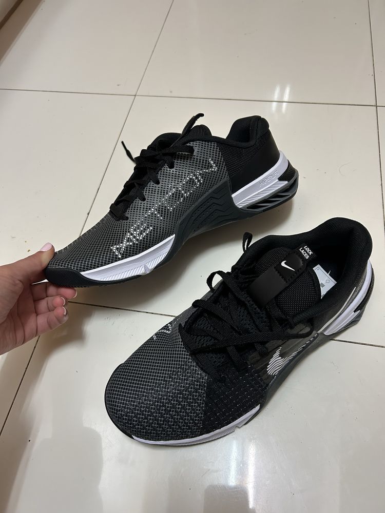 Ténis Nike Metcon 8 novos