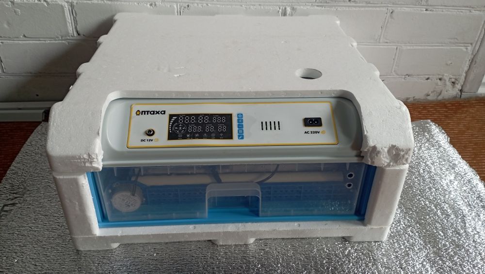 Інкубатор повний автомат "Птаха 60 OR"