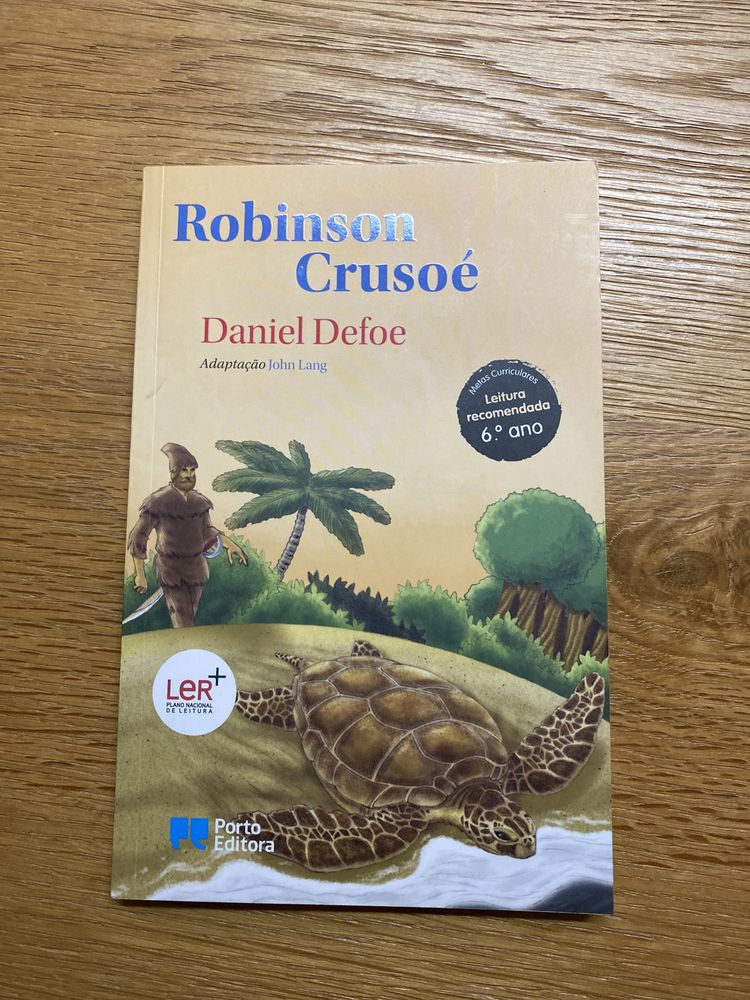 Livro Robinson Crusoé de Daniel Defoe