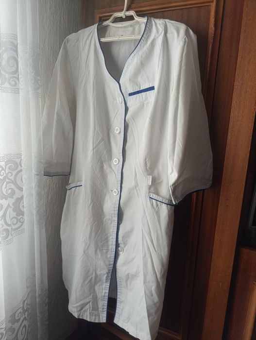 Халат медичний жіночий