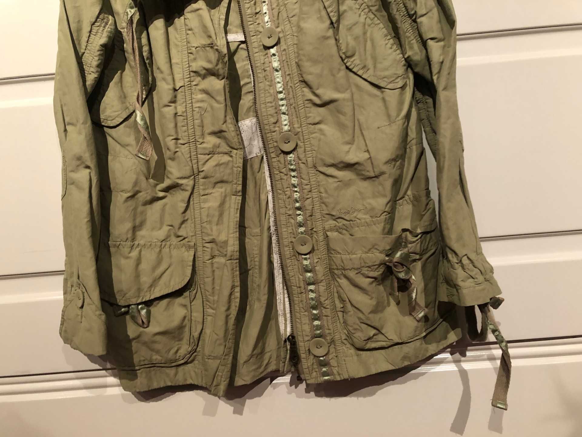 Parka verde claro muito original marca PEPE JEANS (S)