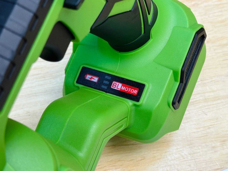 Шабельна Пила Procraft (Тушка) Безщіткова, з Регулюванням + Полотна