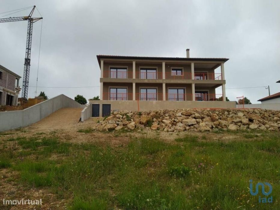 Casa / Villa T5 em Alvorge de 530,00 m2