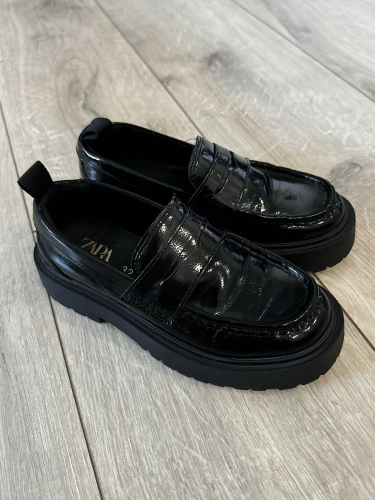Лофери для дівчинки zara