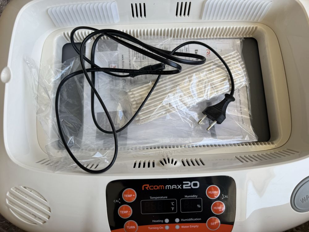 Chocadeira Rcom Max 20 Papagaios Araras